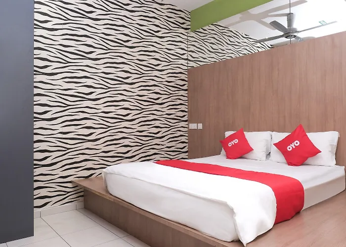 Super Oyo 89930 Golden Guest House Kuantan